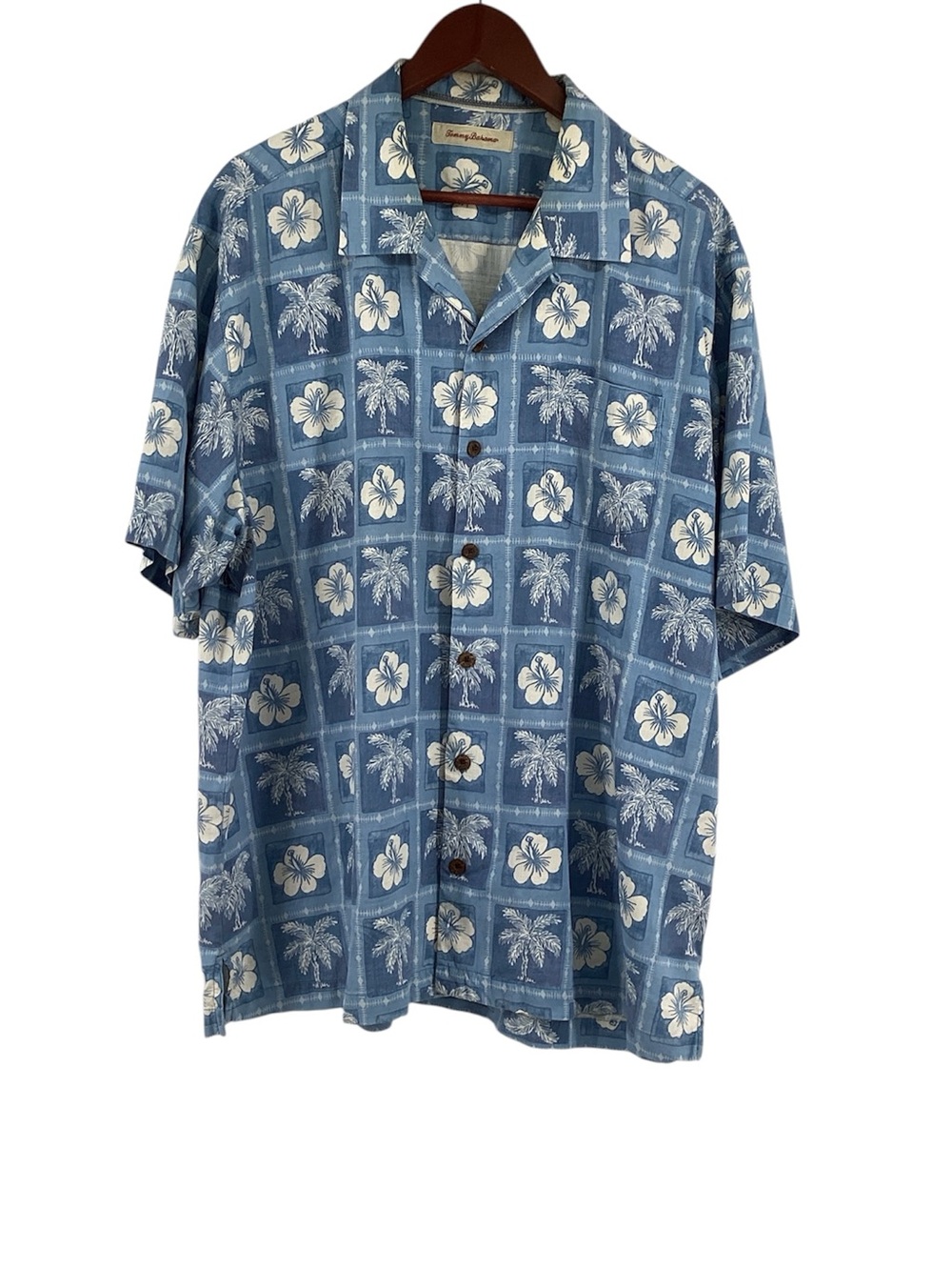 🐵 Tommy Bahama Button Down Top, Size XL